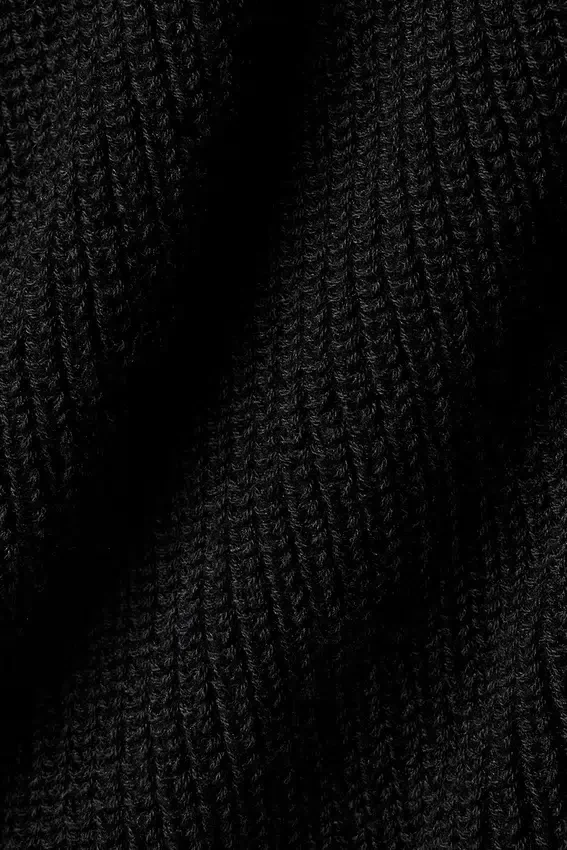 Supernatural Sweater Short – Svart