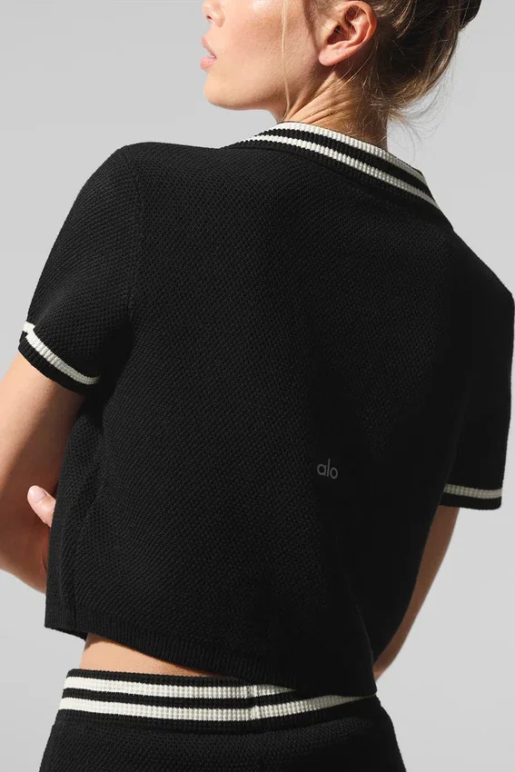 Tennis Club Stickat Knit Cropped Polo – Black/Ivory
