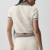 Tennis Club Stickat Knit Cropped Polo – Elfenben/Marinblå