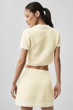 Tennis Club Stickat Knit Cropped Polo – Oatmeal/White