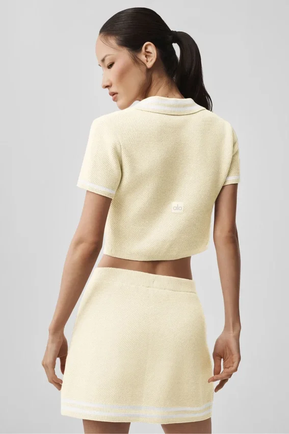 Tennis Club Stickat Knit Cropped Polo – Oatmeal/White
