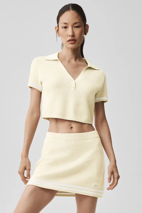 Tennis Club Stickat Knit Cropped Polo – Oatmeal/White