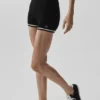 Tennis Club Stickat Knit Hot Short – svart/elfenben