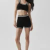 Tennis Club Stickat Knit Hot Short – svart/elfenben