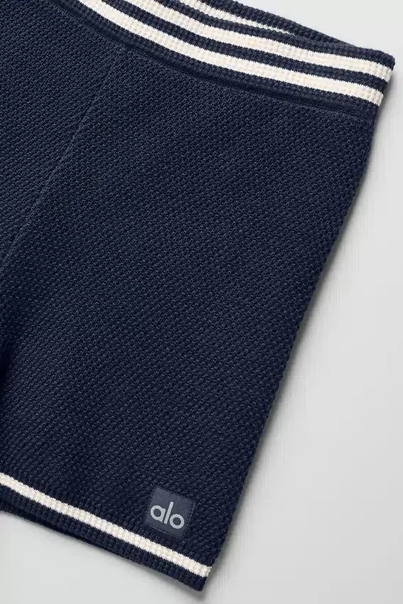 Tennis Club Stickat Knit Hot Shorts – Navy/Ivory