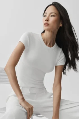 Timeless Tee – Vit