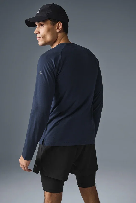 Triumph långärmad T-shirt – marinblå