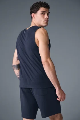 Triumph Muscle Tank – marinblå