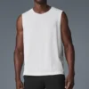 Triumph Muscle Tank – Vit