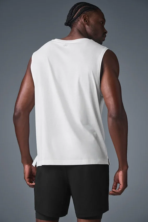 Triumph Muscle Tank – Vit