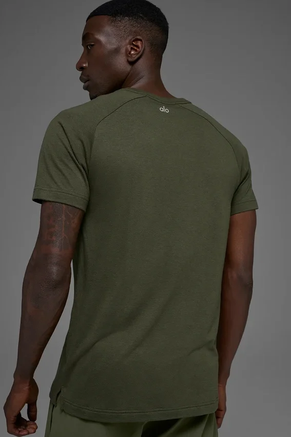 Triumph Raglan-T-shirt – olivgrön