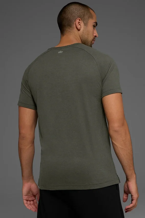 Triumph Raglan-T-shirt – Stealth Green