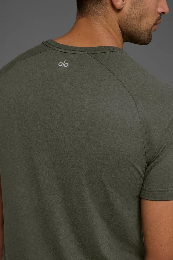 Triumph Raglan-T-shirt – Stealth Green