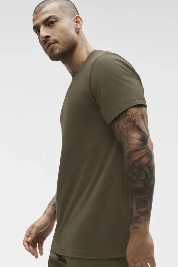 Triumph T-shirt – Olive Tree