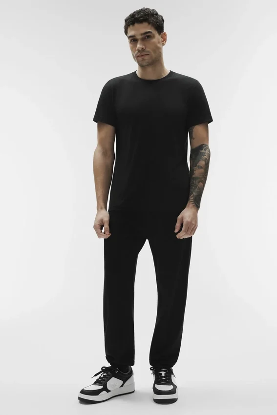 Triumph Tee – svart