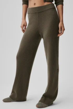 Ull- och kashmirbyxor med High-Waist och vida ben – Olive Tree