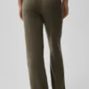 Ull- och kashmirbyxor med High-Waist och vida ben – Olive Tree