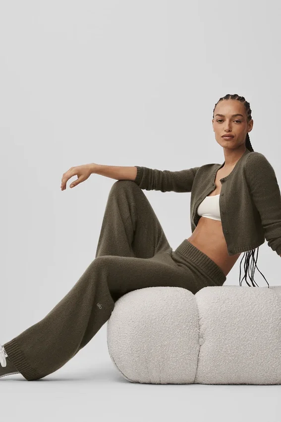 Ull- och kashmirbyxor med High-Waist och vida ben – Olive Tree