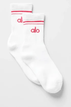 Unisex halvhöga Throwback-strumpor – Vit/Candy Red