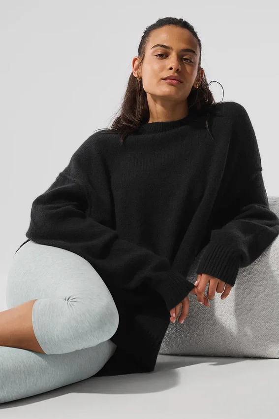 Unisex-stickat i ull och kashmir med rund hals – svart