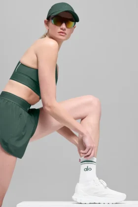Unisex-strumpor i halvhög modell i retro-stil – Vit/klövergrön