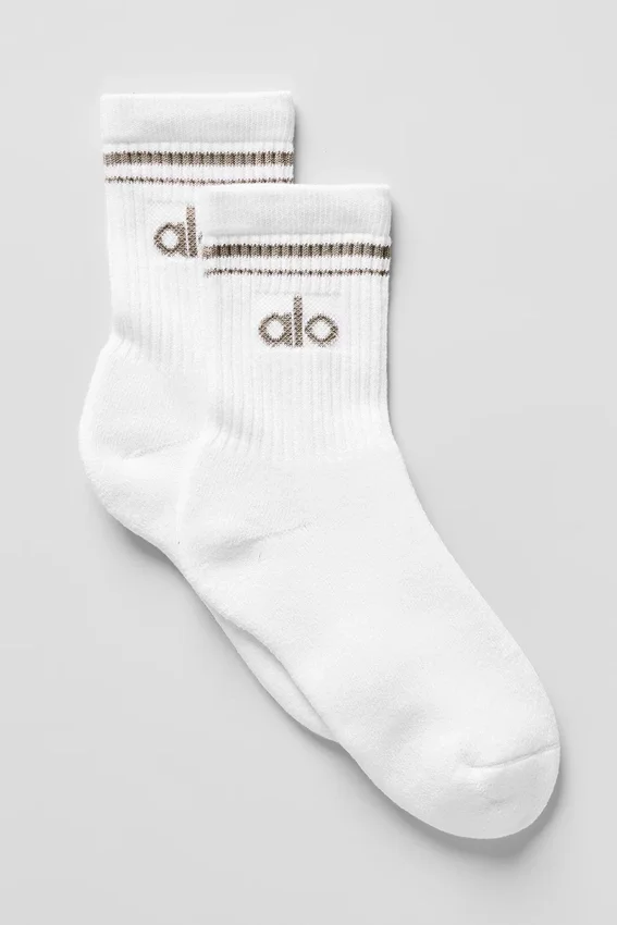 Unisex-strumpor i halvhög modell i retro-stil – Vit/Ljus kakao
